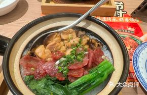 Lap Cheong Mushroom Chicken Claypot Rice
