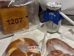 -红星前进面包牛奶公司(君太店)