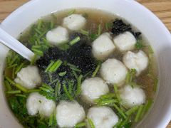 鱼丸汤-老滕家过桥米线(金鱼胡同店)