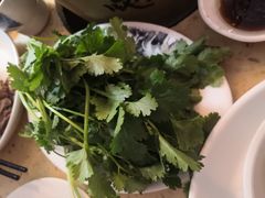 -芳村榕树头叹佬鸡煲(体育西店)