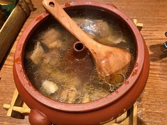 -云海肴·汽锅鸡·云南菜(天山百盛优客店)