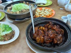 -直落玻璃（瓦煲）肉骨茶