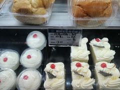 -白玉兰食品(中山公园龙之梦店)