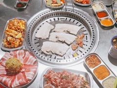-马路牙子烧烤音乐酒馆(望京店)