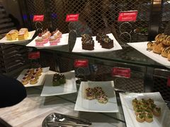 -小天鹅戴斯酒店鲸鲨百汇创作料理