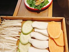 -正宗齐齐哈尔烤肉·齐牛哥鲜切炭火烤肉(杭州总店)