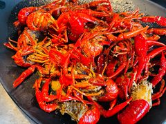 招牌去头去筋-沪小胖小龙虾(淮海中路旗舰店)