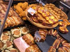 -巴黎贝甜(大宁国际商业广场店)