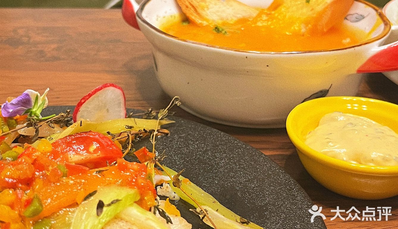 笨猪西厨🐷｜一家超级浪漫的法式西餐厅🍴
