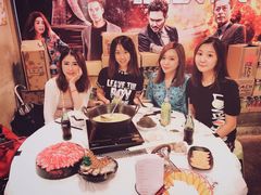 -鲜入围煮花胶鸡海鲜火锅