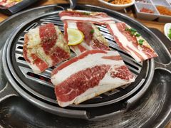 柠檬香草黑椒牛五花-小米烤肉·和牛原切-创意韩料(东关店)