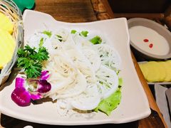 -东巴人鱼豆花火锅(幸福街店)