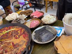 -黄潇洒老火锅(九眼桥宏济巷店)