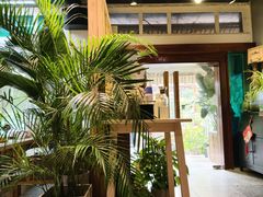 -谷咖啡·鲜花绿植花园餐厅