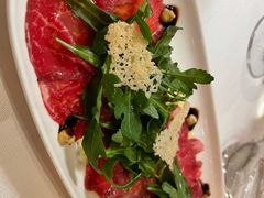 芝麻菜生牛肉-La Vita 意大利传统料理(富民路店)