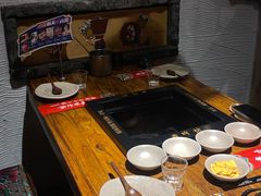 -老牌坊云南鱼豆花火锅(爱建店)