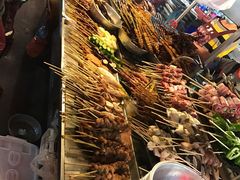 -六合夜市