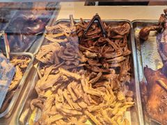 -王浩儿纪六孃甜皮鸭(乐山总店)