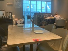 -必胜客(上海新南方商城PH店)