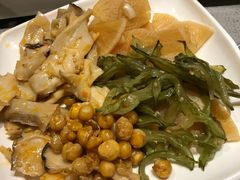 -海底捞火锅(凯德广场店)