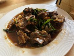 红烧驴肉-小仙居·农家宴烤羊· 农庄