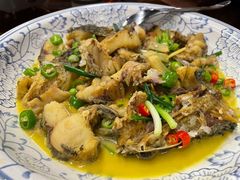 黄焖草鱼-新李记 · 口味菜馆(南郊公园店)