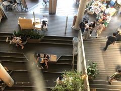 -ROAST coffee & eatery