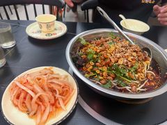 -周良天山牛杂城(天山路总店)