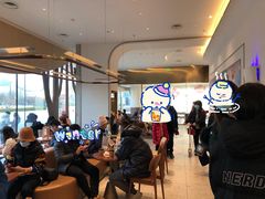等位区-Tims天好咖啡(河西万象城店)