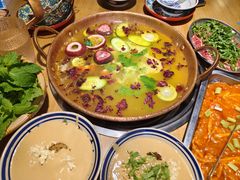 -洱火云南酸菜牛肉火锅(石景山当代商城店)