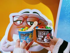 -m豆巧克力世界(上海世茂广场店)