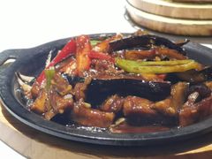 -苹果树下艺术餐厅(宋庄店)