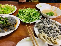 -宝瑞门钉肉饼店