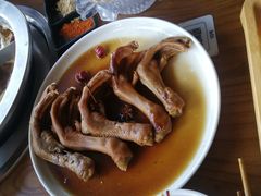 -佬土鹅肠火锅(中建大观店)