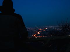 -鬼笑石后山停车场