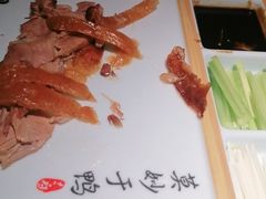 -荷塘秋月·本帮江浙菜(国权路店)