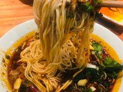 -兵哥豌豆面(雅颂居店)