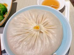 特色蟹粉汤包-穿蒸引鲜·嗲记(正大广场店)