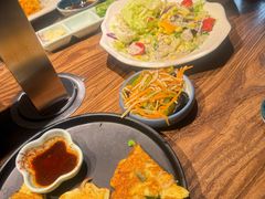 -明洞阿姨·韩式酱蟹烤肉·创意料理(三元桥店)