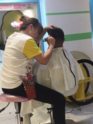 -爆米花儿童美发乐园(市府恒隆广场店)