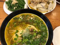 -杨记清芳牛肉拉面(京广路店)