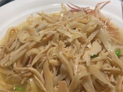 -吴越荣记苏州菜·松鼠桂鱼100%活鱼现做(斜塘老街店)