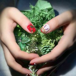 -EMILY艾枚莉美甲美睫·美颜·现磨咖啡