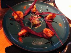 煎虾配紫薯泥薯片及姜味柠檬汁-AZUL by FUEL蓝色·法式酒馆(琶醍店)