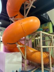 -动力星球家庭亲子游乐中心