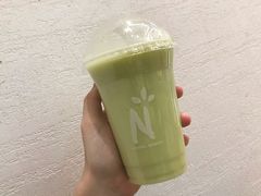 雪梨牛油果-Natural Moment天然果汁(天汇广场igc店)