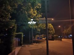 -钢管厂五区小郡肝串串香(奥克斯广场锦城万达店)