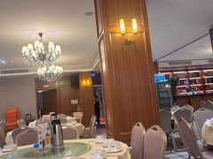 -鹏城人家海鲜酒家·23年老字号(较场尾店)