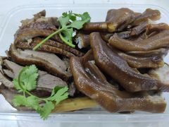 -乌文新澄海卤鹅店