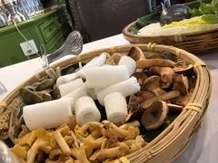 -泓0871臻选云南菜·味庄